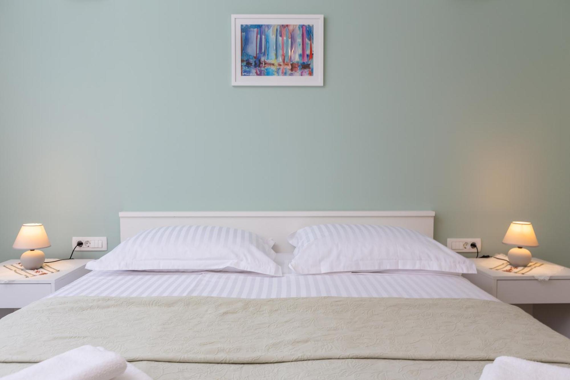 Apartment More Deluxe Сплит Экстерьер фото