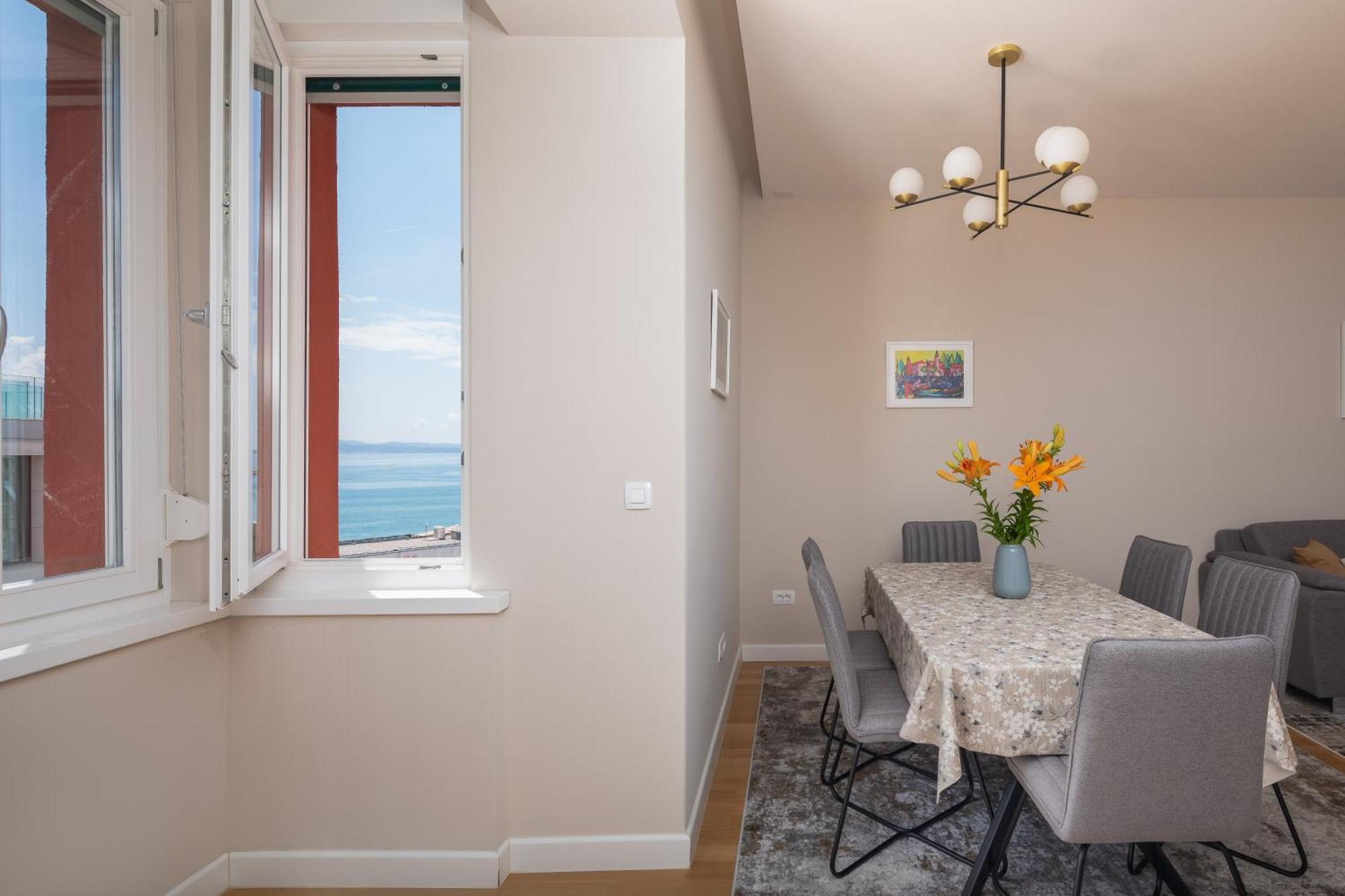 Apartment More Deluxe Сплит Экстерьер фото
