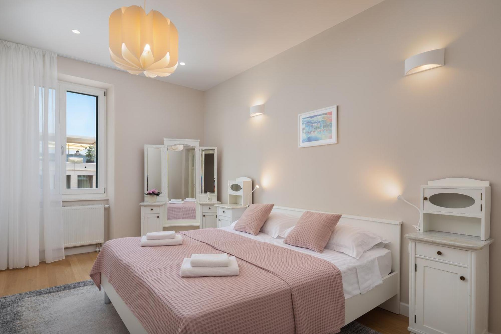 Apartment More Deluxe Сплит Экстерьер фото