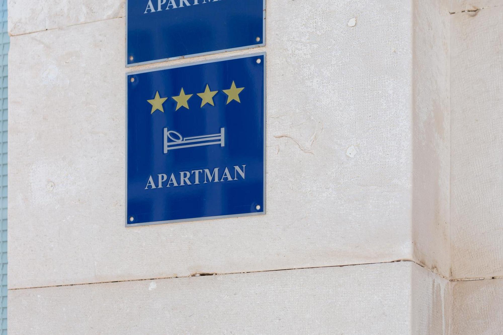 Apartment More Deluxe Сплит Экстерьер фото